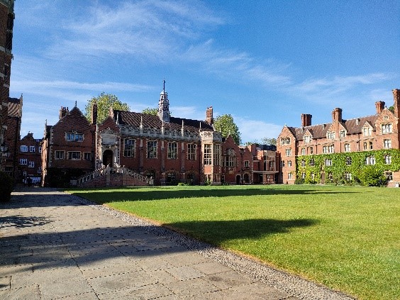 Selwyn college